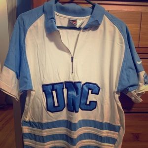 UNC sideline pullover